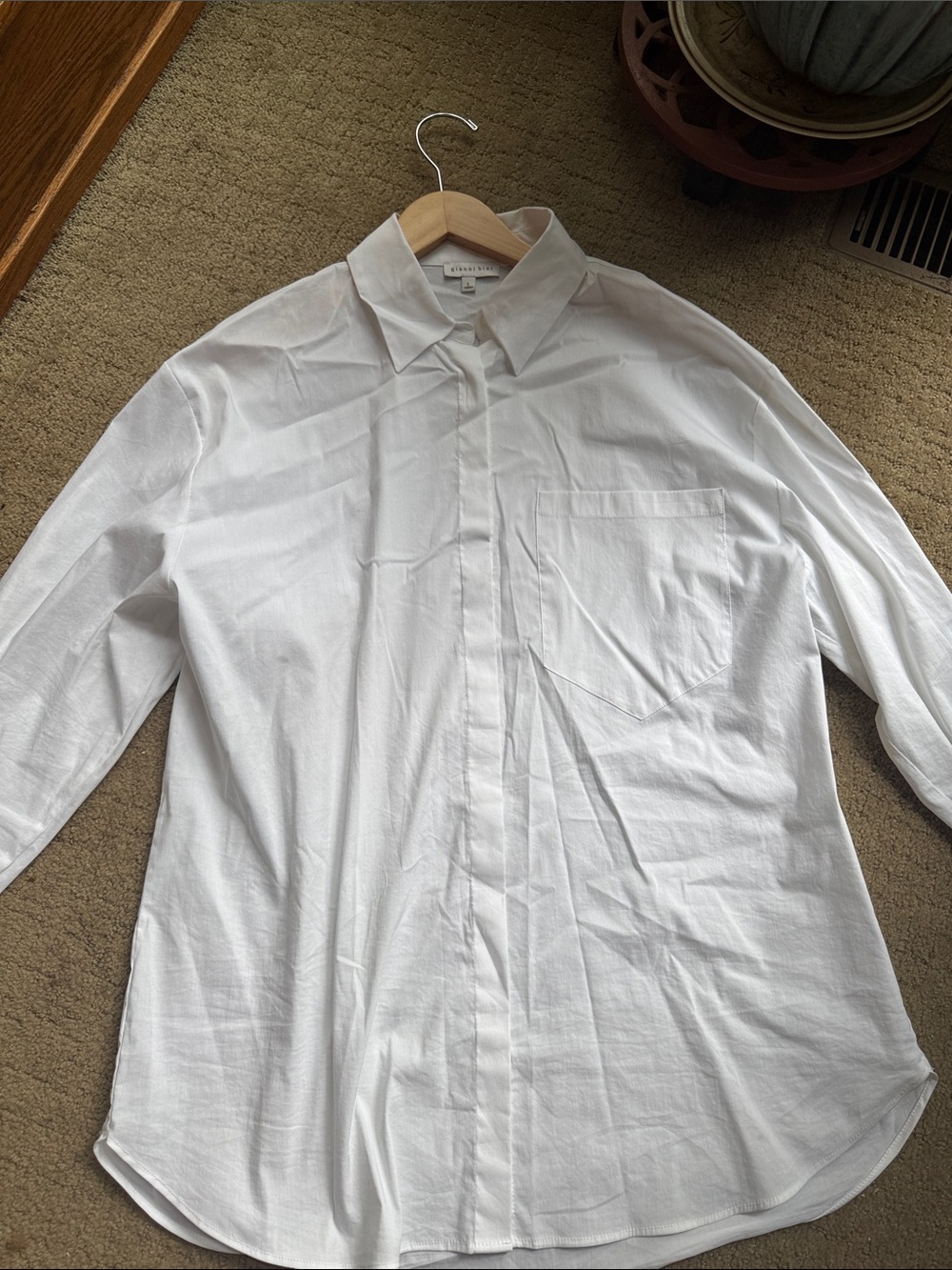 Gianni Bini oversized White Hidden-Placket Button-Down Shirt